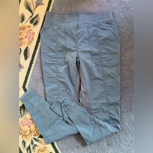 listing-status-banner